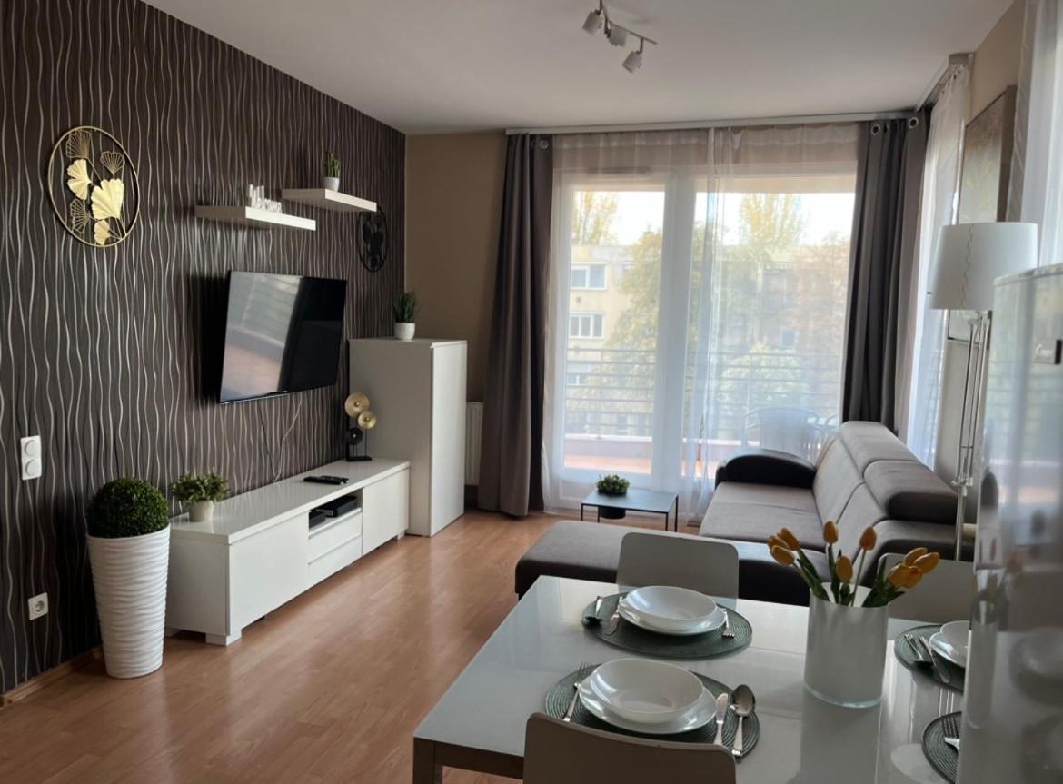 Vip Mini Resort,Private Parking & Balcony Budapest Luaran gambar